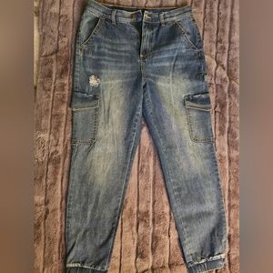 New York and Company Cargo Jeans, Size 8.